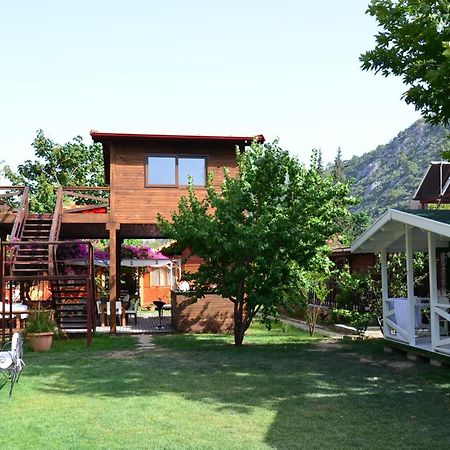 Lukkies Lodge Çıralı Luaran gambar